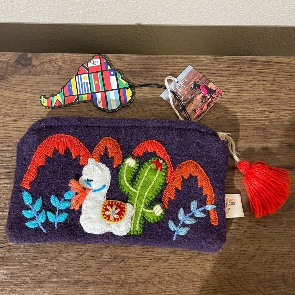 Sumaqqara Purple Embroidered Llama Pouch